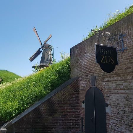 Kazemat Zus Apartment Woudrichem Exterior photo